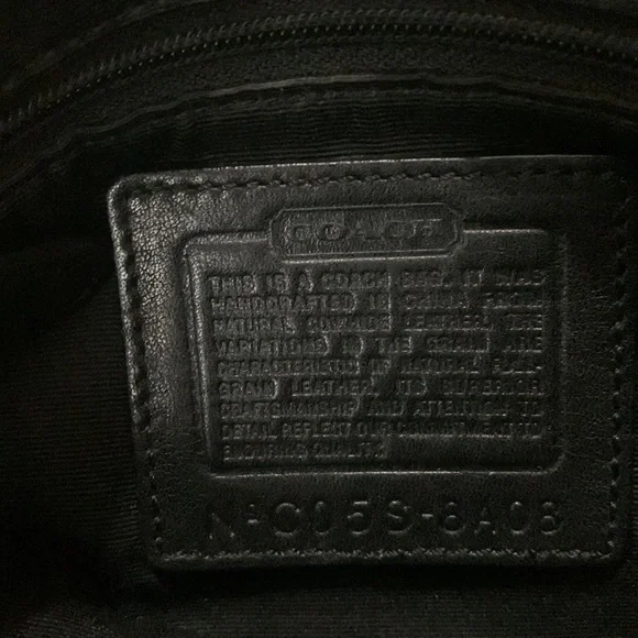 👜Coach Hampton Small Soho Crossbody Purse Buckle Flap👜 - Picture 4 of 4